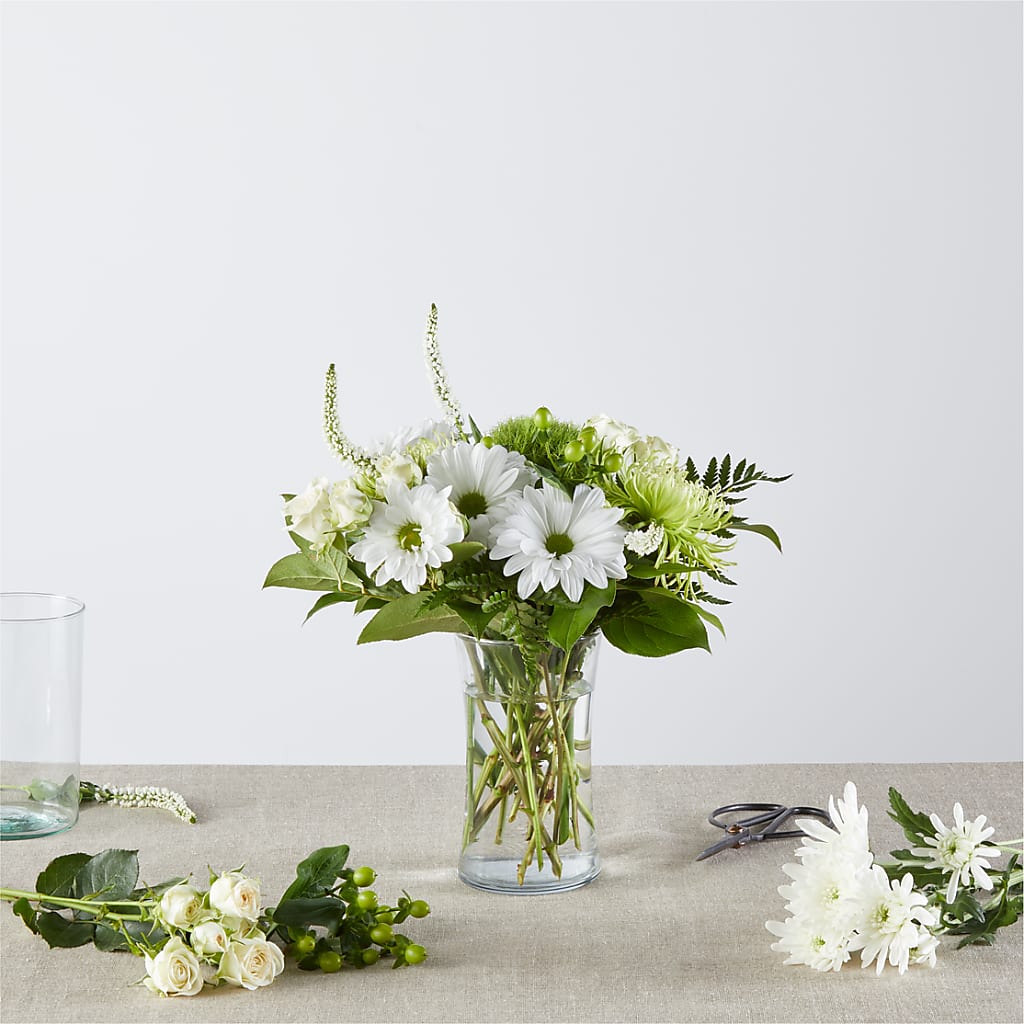 Irish Garden - A Florist Original – Henderson Florist, Lebanon TN