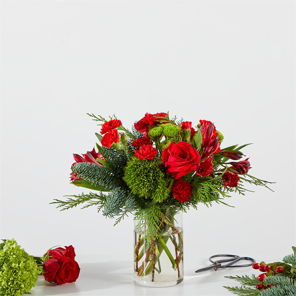 Merry Moment Bouquet – A Florist Original – Henderson Florist, Lebanon TN