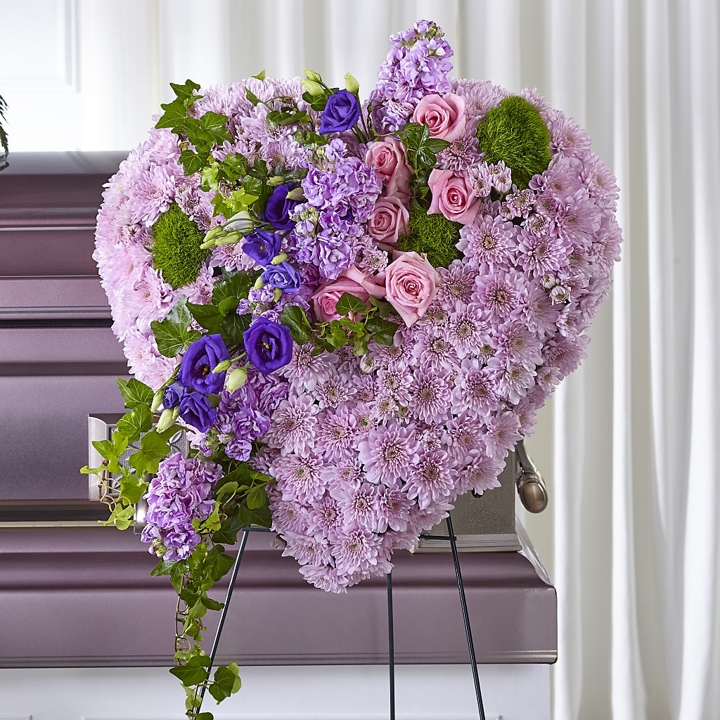 Treasured Love Standing Heart – Henderson Florist, Lebanon TN