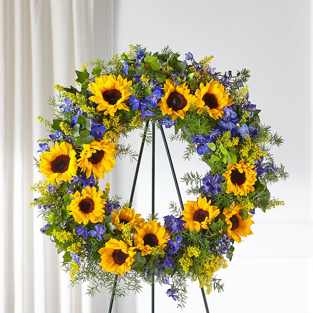 Bright Rays Wreath – Henderson Florist, Lebanon TN