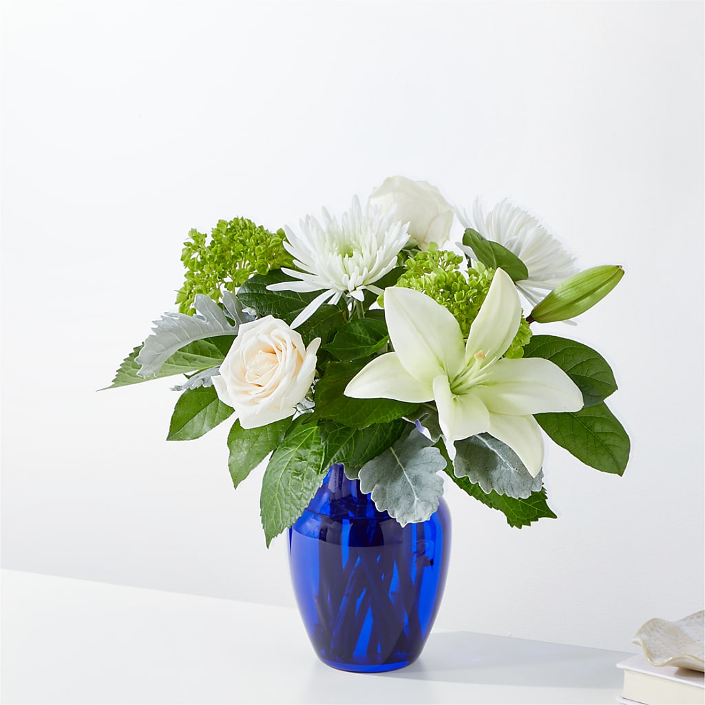 Snowy Dreams Bouquet – Henderson Florist, Lebanon TN