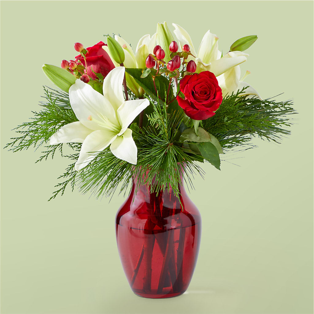 Evergreen Delight Bouquet – Henderson Florist, Lebanon TN