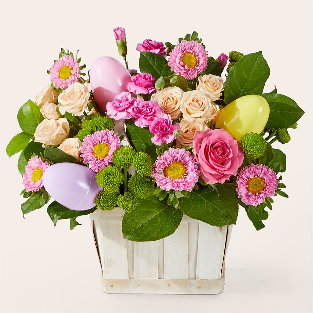 Get Eggcited Basket – Henderson Florist, Lebanon TN