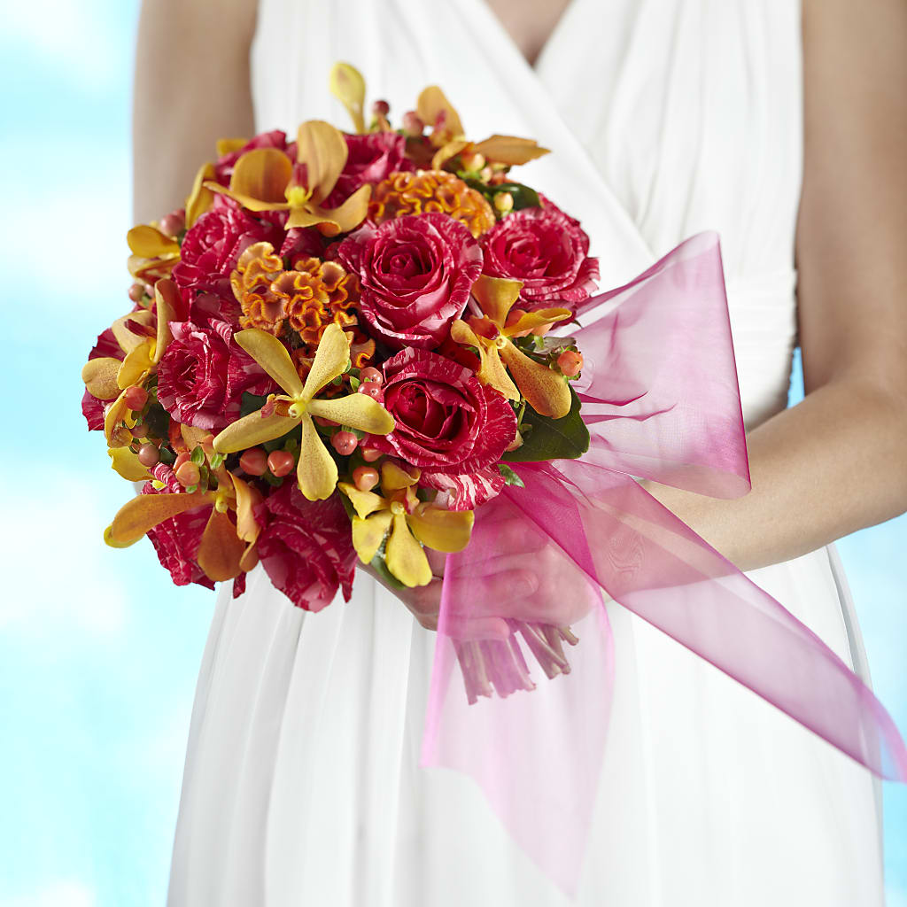 Brilliant Shades of Love Bouquet – Henderson Florist, Lebanon TN