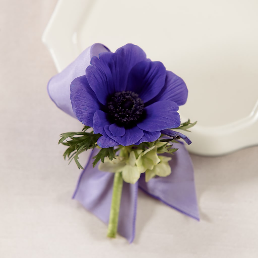Purple Passion Boutonniere – Henderson Florist, Lebanon TN