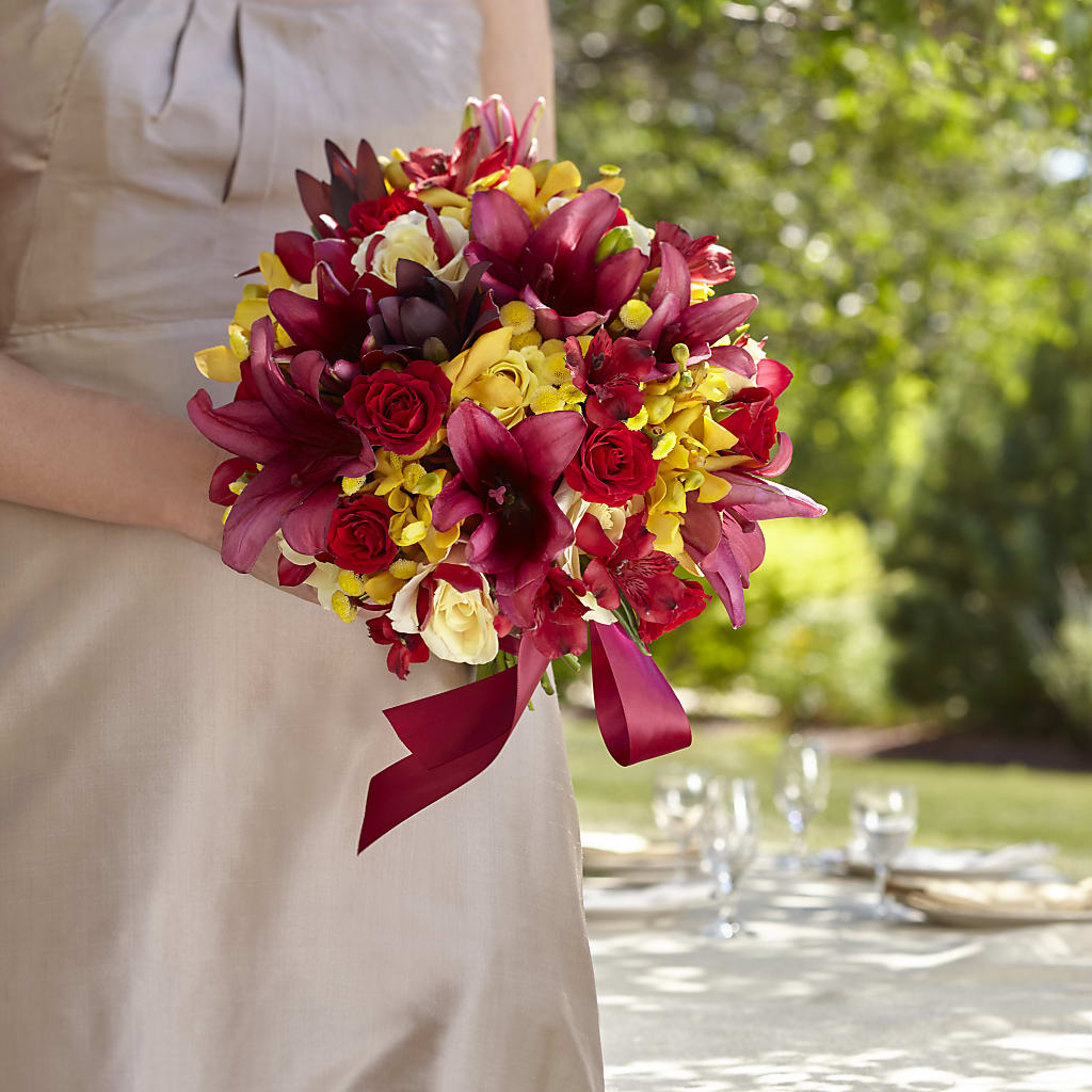 Sunningdale Bouquet – Henderson Florist, Lebanon TN