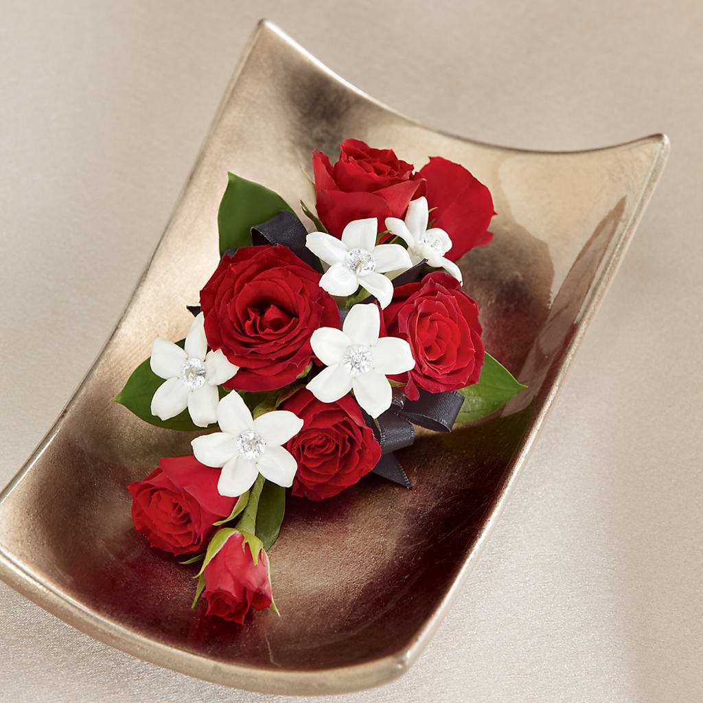 Poetry Corsage – Henderson Florist, Lebanon TN