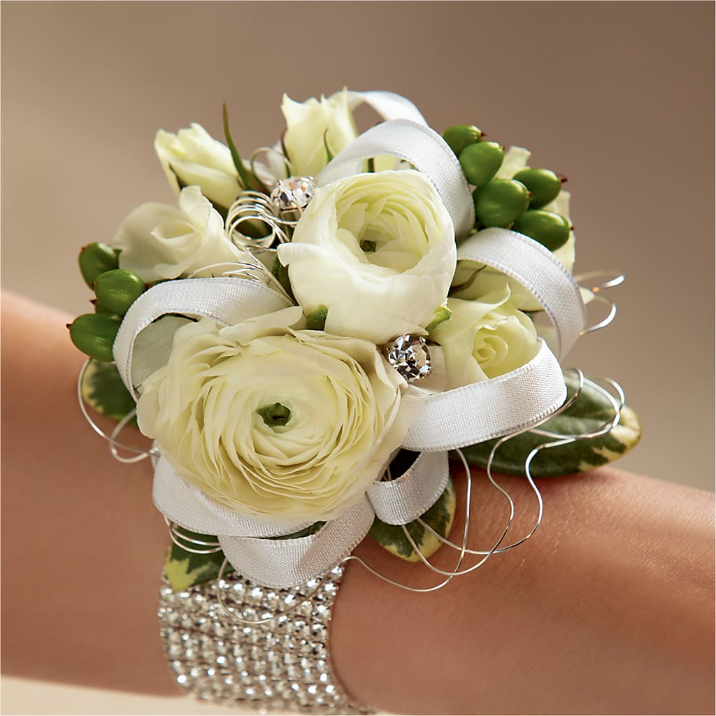 White Wedding Corsage – Henderson Florist, Lebanon TN