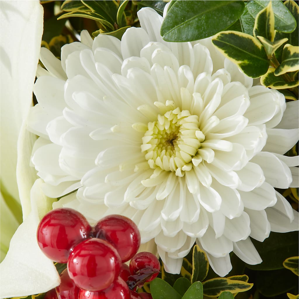 Festive Moments Tree –  Henderson Florist, Lebanon TN