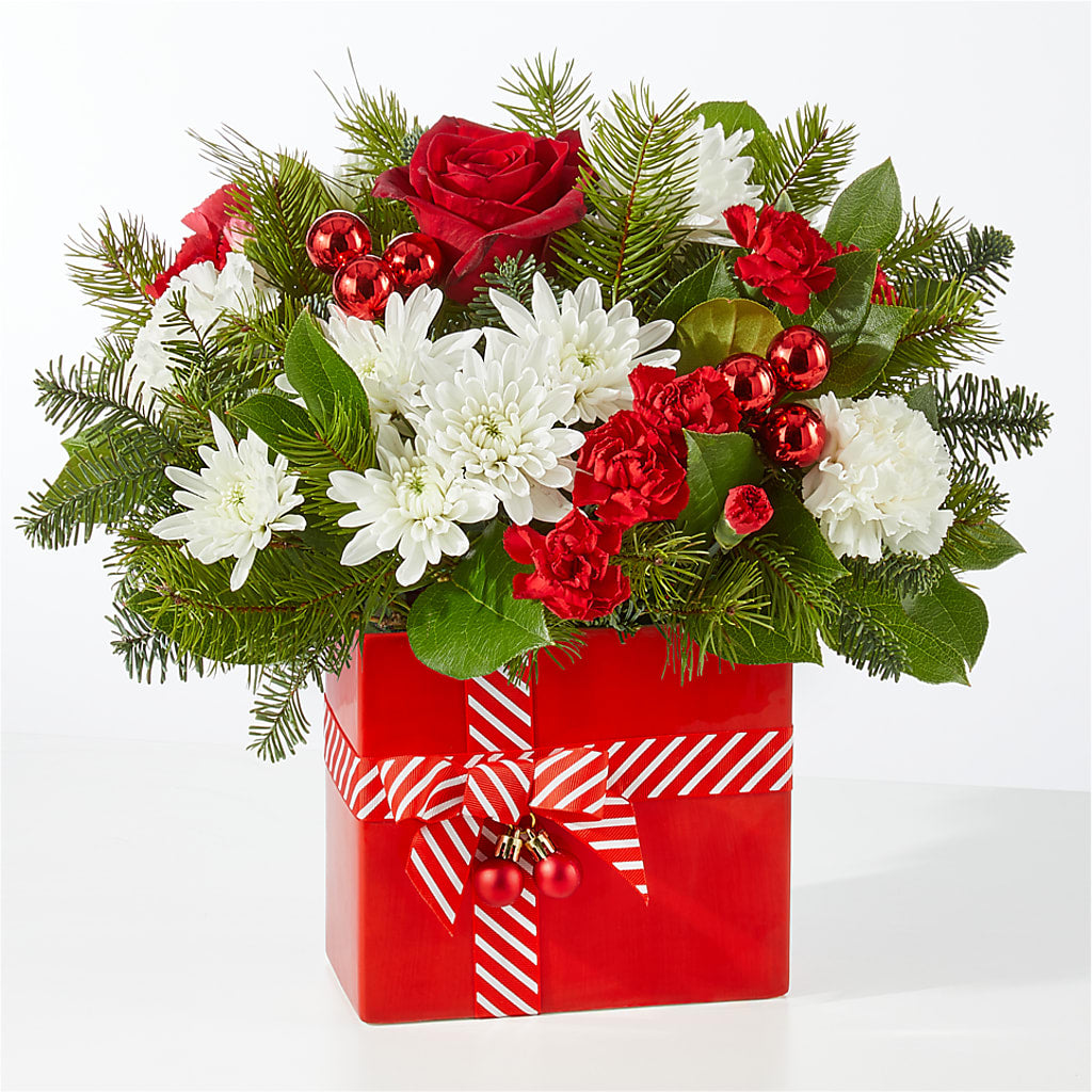 Presents Under the Tree Bouquet –  Henderson Florist, Lebanon TN