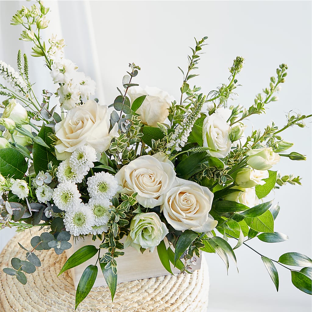 Cashmere Bouquet –  Henderson Florist, Lebanon TN