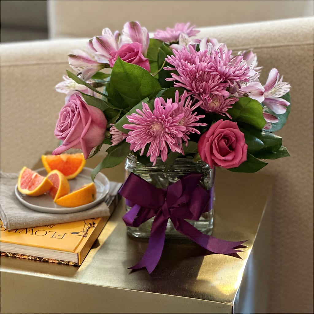 Sugarplum Bouquet –  Henderson Florist, Lebanon TN
