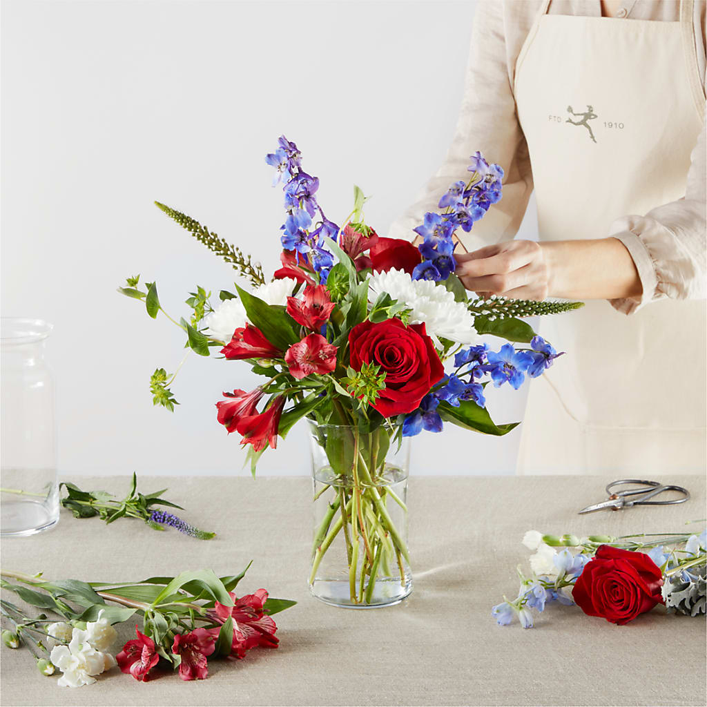 Star Spangled - A Florist Original –  Henderson Florist, Lebanon TN
