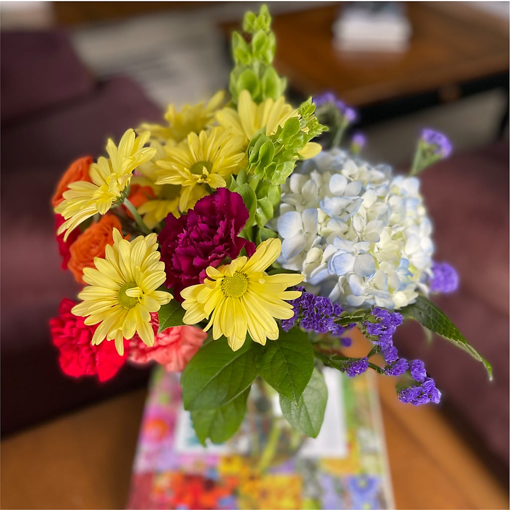 Summer Spectra - A Florist Original –  Henderson Florist, Lebanon TN