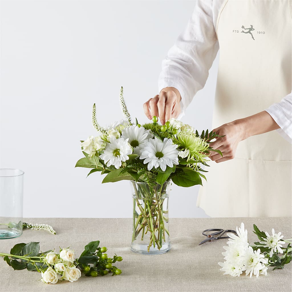 Irish Garden - A Florist Original –  Henderson Florist, Lebanon TN