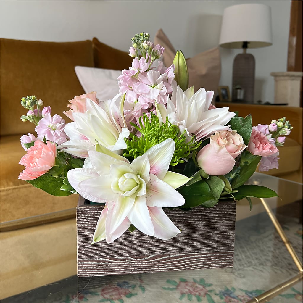 Beautiful Spirit Basket –  Henderson Florist, Lebanon TN