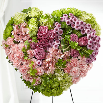 Heartwarming Standing Heart –  Henderson Florist, Lebanon TN