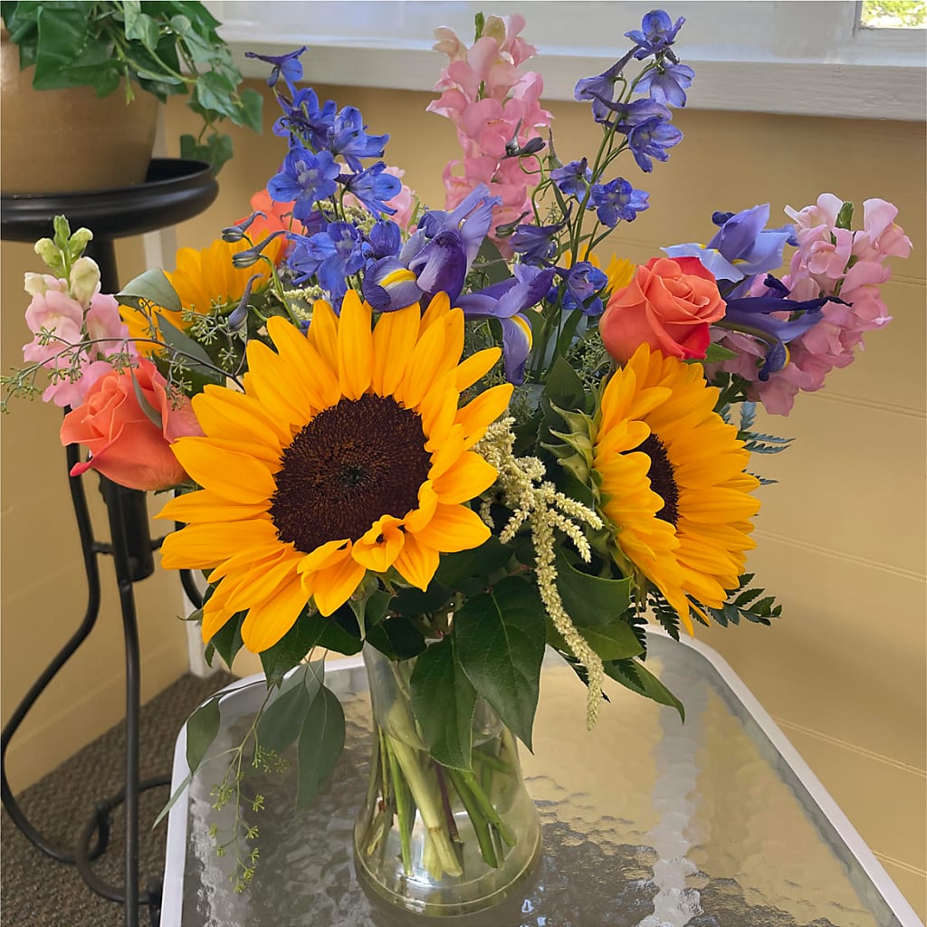 Rays of Life Bouquet –  Henderson Florist, Lebanon TN