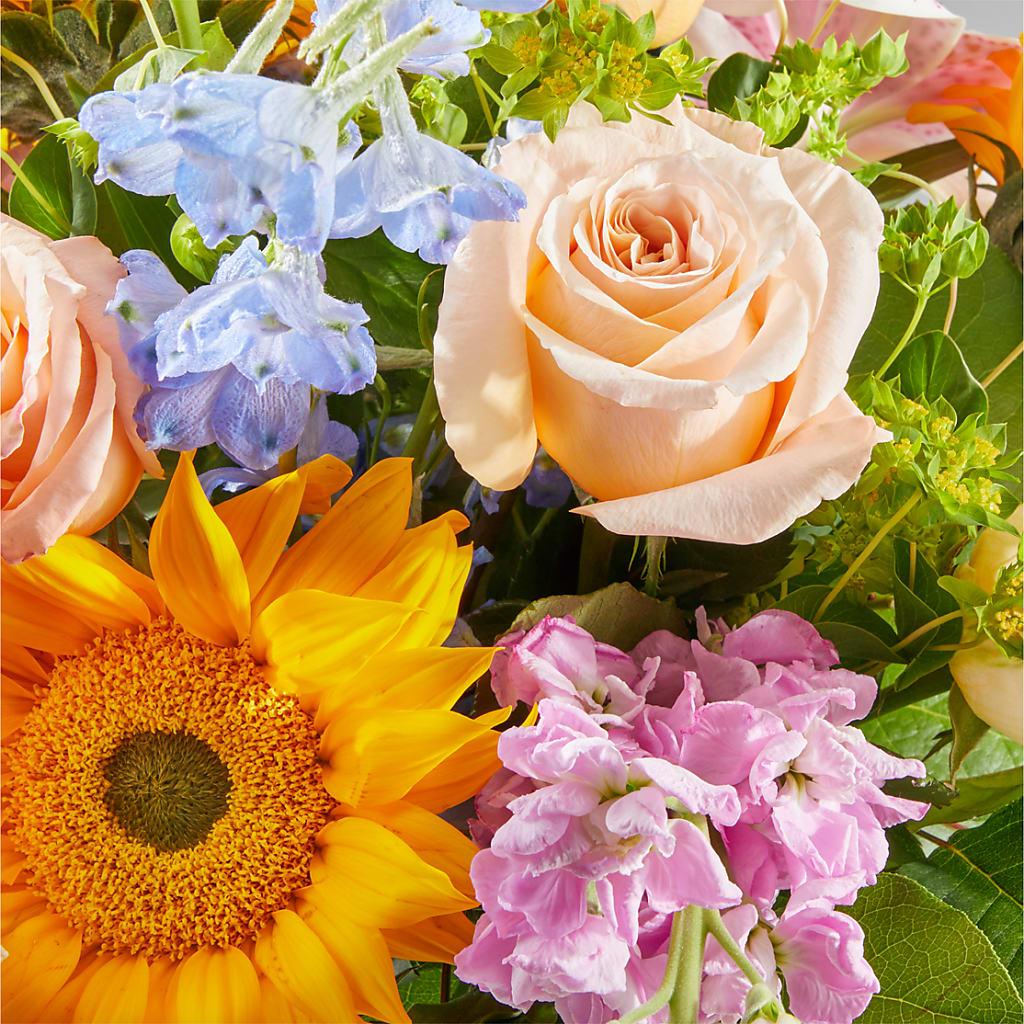Dreamy Meadows Bouquet –  Henderson Florist, Lebanon TN