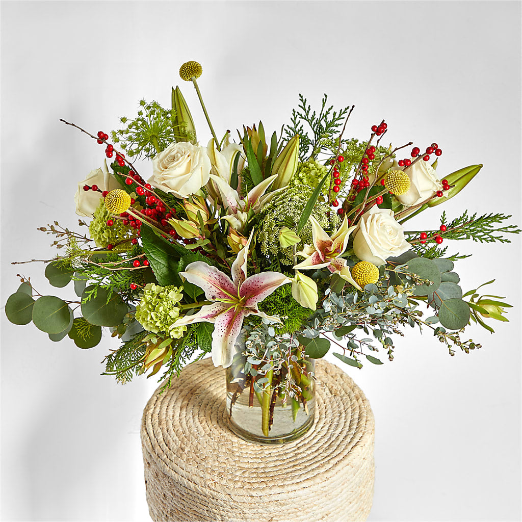 Berry & Bright Bouquet –  Henderson Florist, Lebanon TN