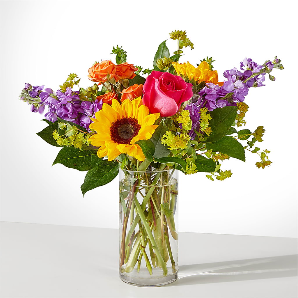 Vibrant Greetings Bouquet –  Henderson Florist, Lebanon TN