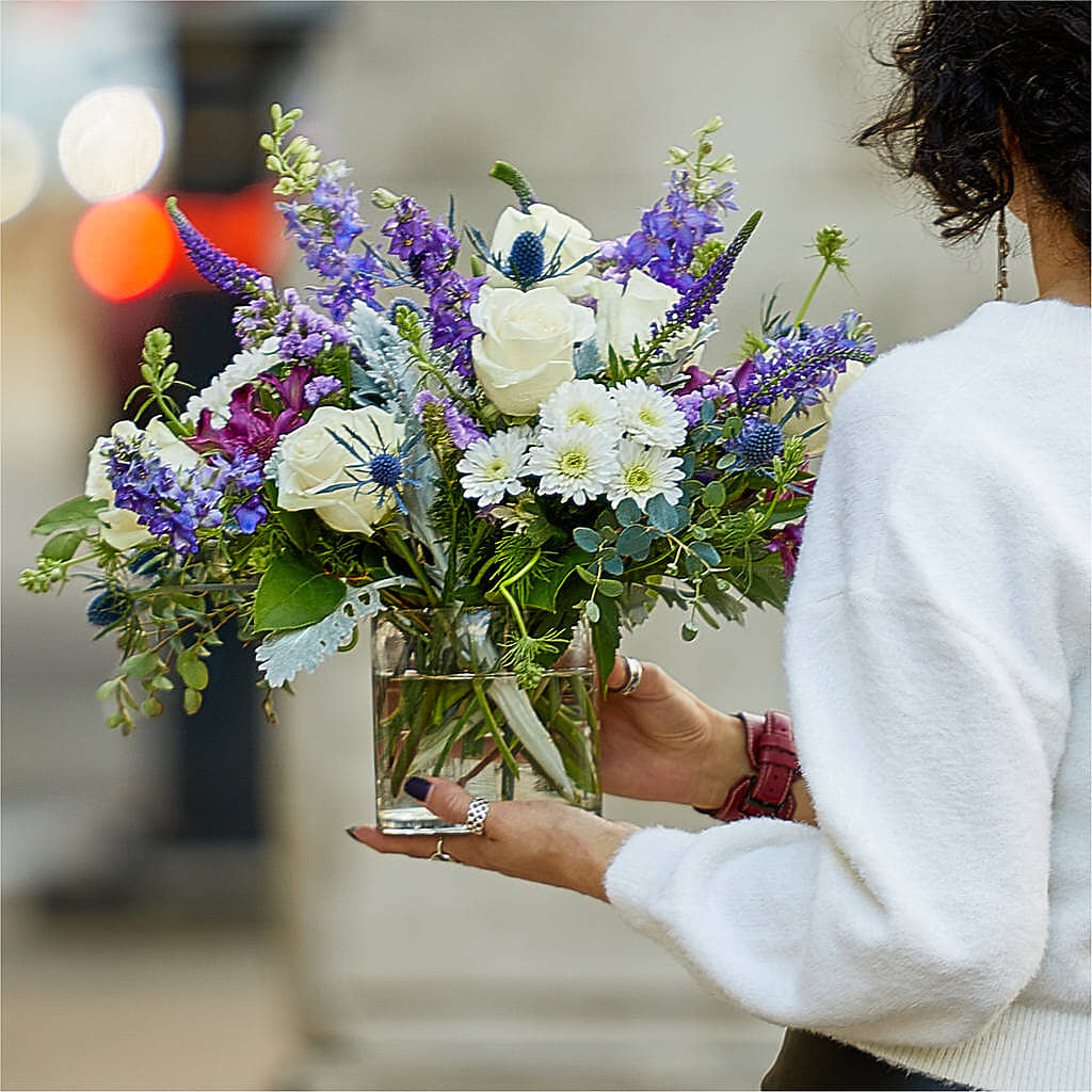 Shooting Star Bouquet –  Henderson Florist, Lebanon TN