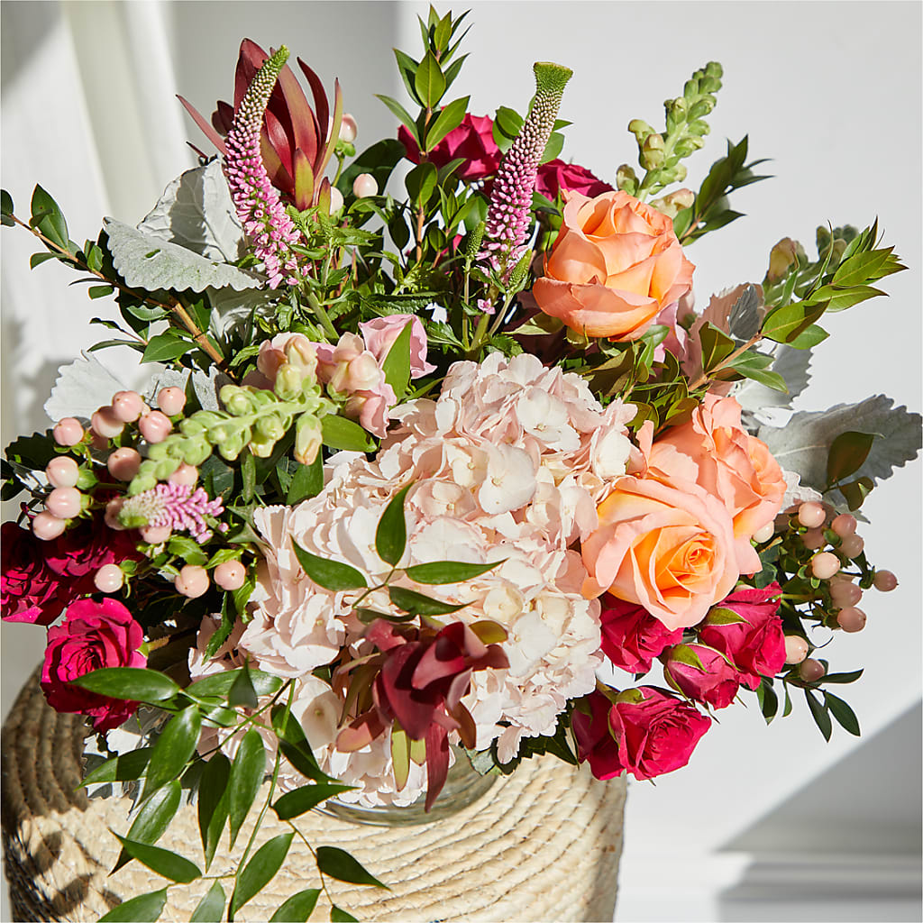 Glitz & Glam Bouquet –  Henderson Florist, Lebanon TN
