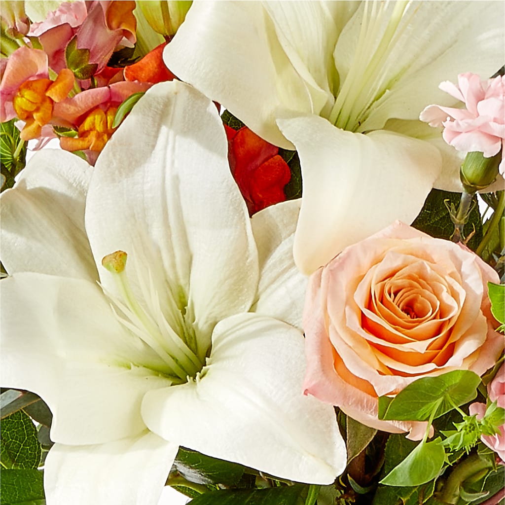 Grapefruit Splash Bouquet –  Henderson Florist, Lebanon TN