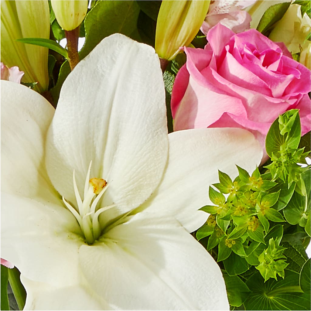 Fondly Bouquet –  Henderson Florist, Lebanon TN