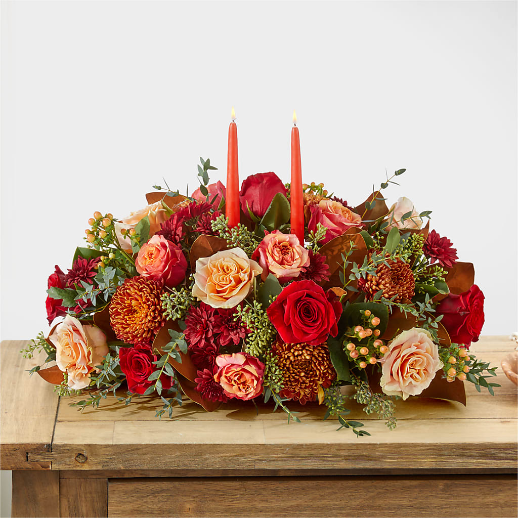Gather Near Centerpiece –  Henderson Florist, Lebanon TN