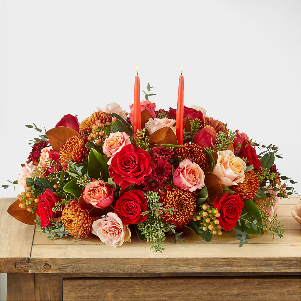 Gather Near Centerpiece –  Henderson Florist, Lebanon TN