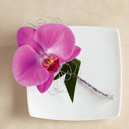 Glorious Boutonniere –  Henderson Florist, Lebanon TN