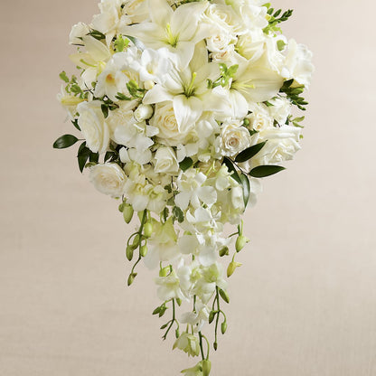 White Wonders Bouquet –  Henderson Florist, Lebanon TN